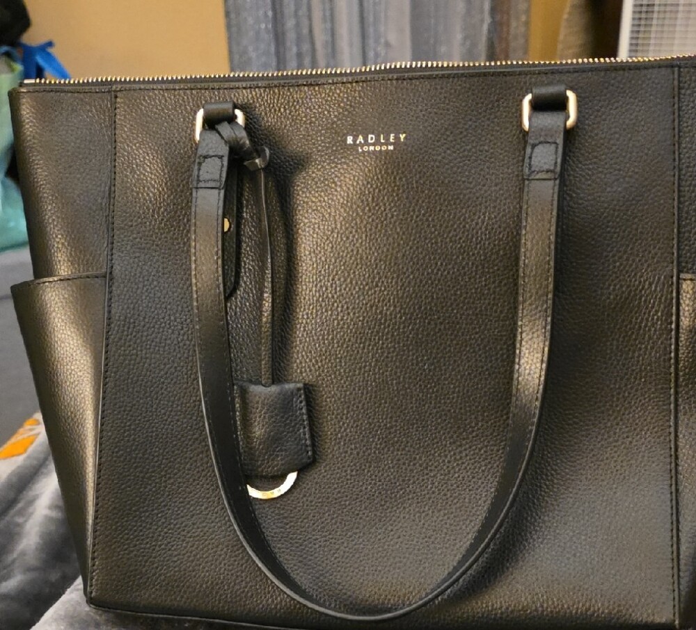 RADLEY LONDON Black Pebbled Leather Tote